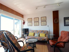 Apartment in Estartit with sea beach